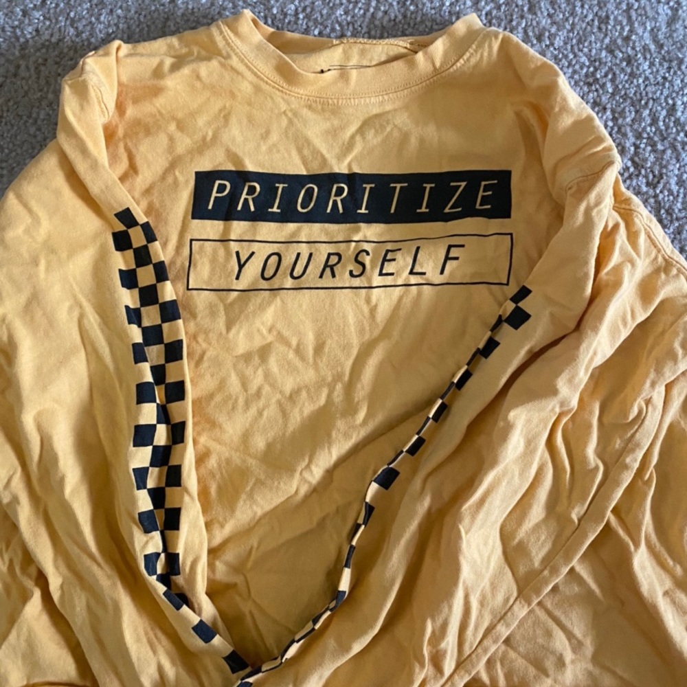 graphic long sleeve